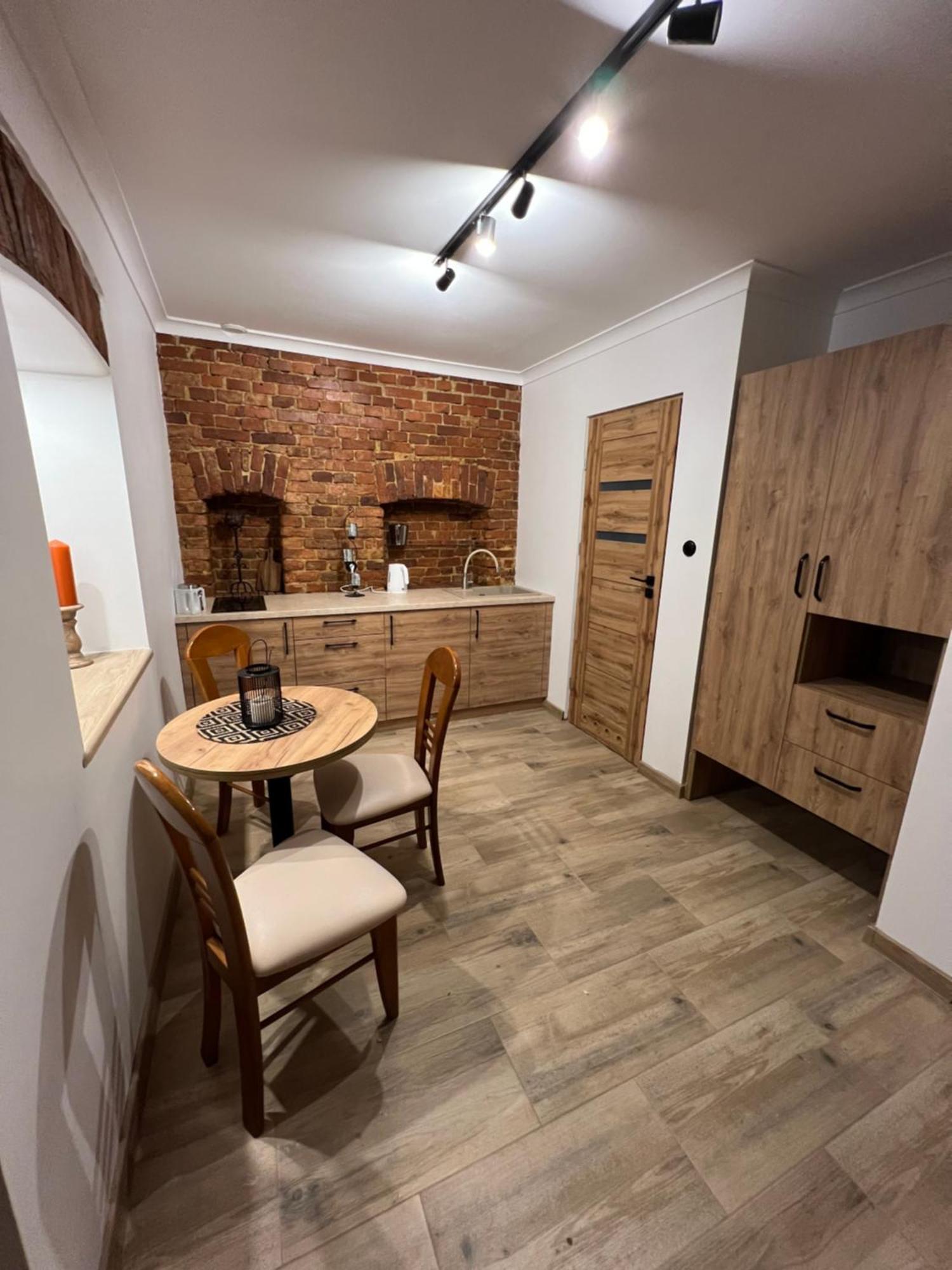 Apartamenty K9 Kalwaria Zebrzydowska Exteriör bild